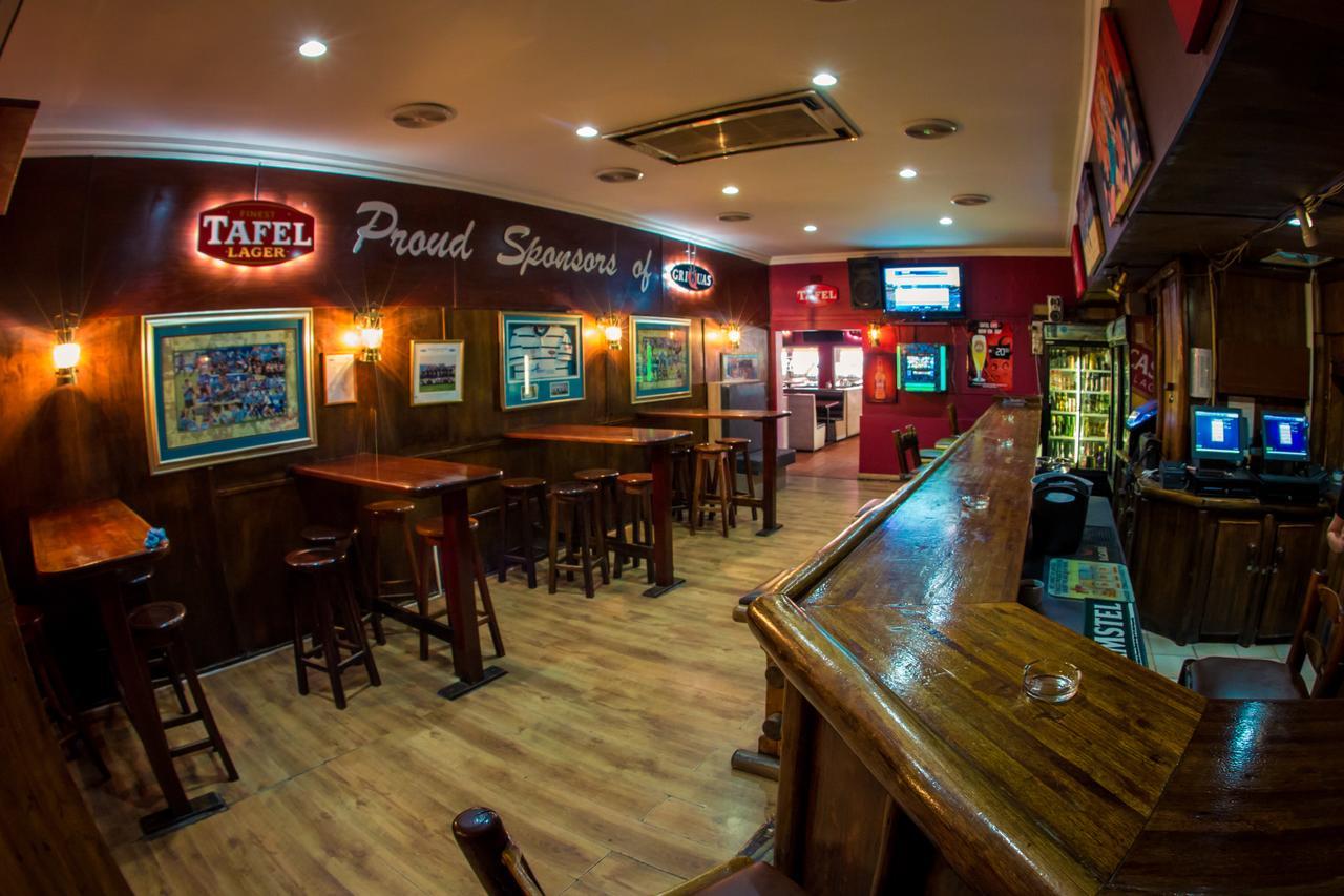 Airport Hotel Kimberley Ngoại thất bức ảnh